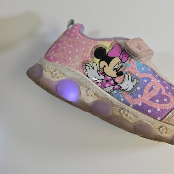 Disney Minne Mouse Light up Velcro Sneakers size 10 - Picture 6 of 13